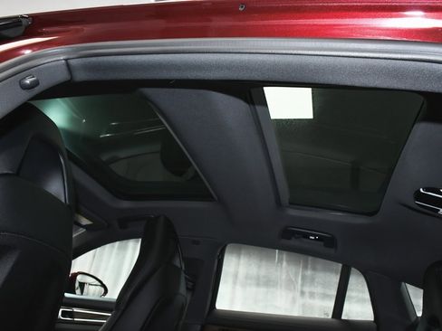 Used 2023 Porsche Panamera Platinum Edition image 47