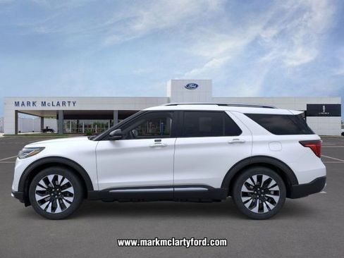 New 2026 Ford Explorer Platinum image 3