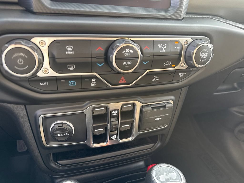 Certified 2023 Jeep Wrangler Unlimited w/ 8.4" Radio Group AWD/4WD image 22