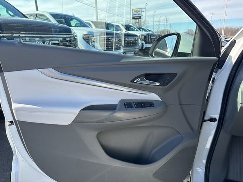 Used 2023 Chevrolet Bolt EUV Premier w/ Super Cruise Package image 25