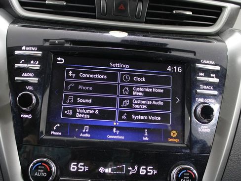 Used 2023 Nissan Murano SV image 31