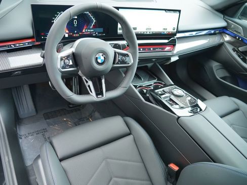 New 2026 BMW 540i xDrive w/ M Sport Package image 13