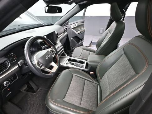 Used 2022 Ford Explorer Timberline w/ Timberline Technology Package AWD/4WD image 22