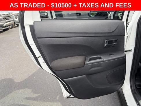 Used 2017 Mitsubishi Outlander Sport ES FWD image 13