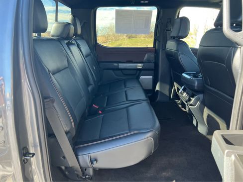 Used 2022 Ford F150 Lariat w/ Equipment Group 502A High image 27