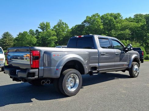 Used 2023 Ford F450 Limited w/ FX4 Off-Road Package AWD/4WD image 6