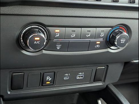 Used 2026 Nissan Frontier SV w/ Tow Package image 14