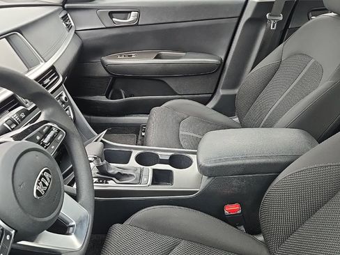 Used 2019 Kia Optima LX image 10