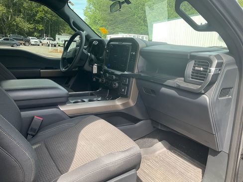 Used 2025 Ford F150 STX w/ Equipment Group 201A FX4 AWD/4WD image 11