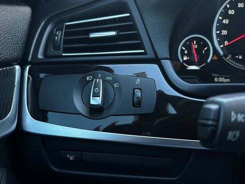 Used 2014 BMW M5 RWD image 30