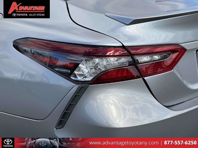 Used 2024 Toyota Camry XSE FWD image 13