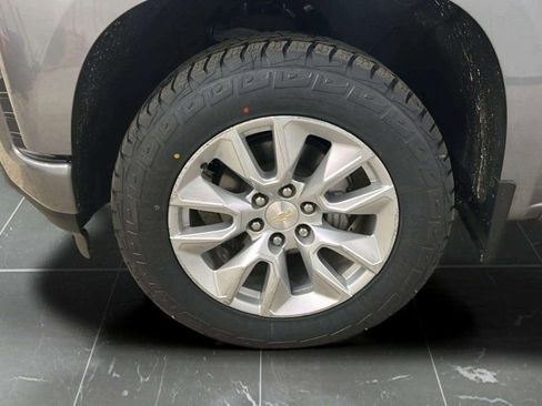 Used 2022 Chevrolet Silverado 1500 Custom w/ LPO, Dark Essentials Package image 8