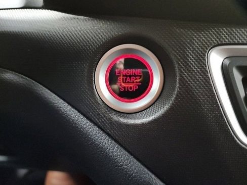 Used 2025 Honda Passport TrailSport image 32