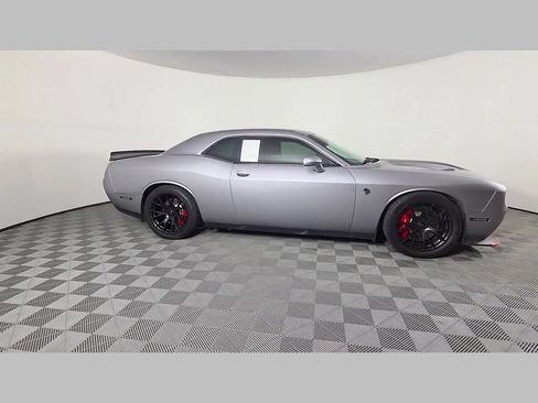 Used 2016 Dodge Challenger SRT Hellcat RWD image 35