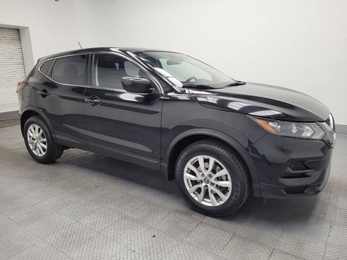 Used 2020 Nissan Rogue Sport S w/ Appearance Package FWD image 11