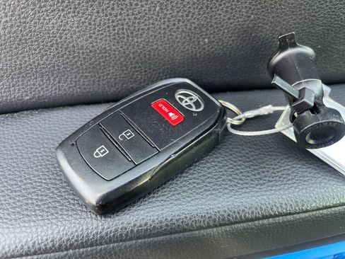 Used 2024 Toyota Tacoma TRD Sport image 21