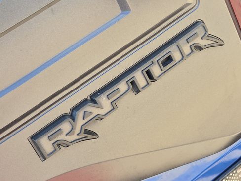 Used 2017 Ford F150 Raptor w/ Equipment Group 802A Luxury image 8