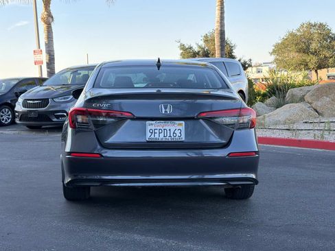 Used 2023 Honda Civic LX image 7