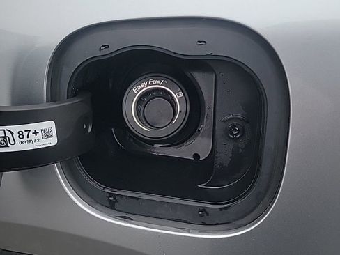 Certified 2023 Ford Escape Platinum image 24