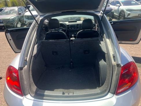 Used 2012 Volkswagen Beetle 2.0T FWD image 14