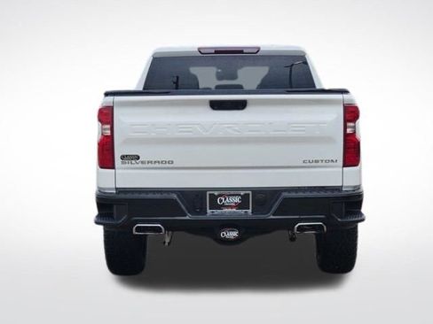 Used 2023 Chevrolet Silverado 1500 Custom Trail Boss image 12