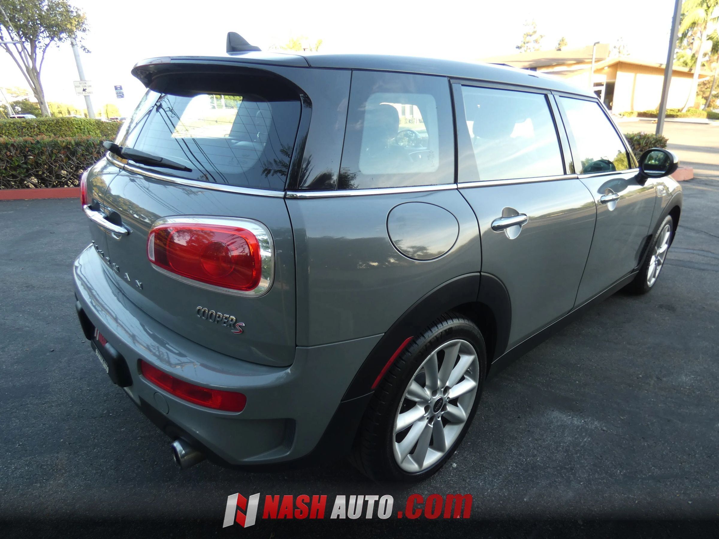 Used 2017 MINI Cooper Clubman S FWD image 8