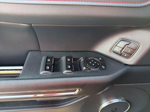 Used 2023 Ford Expedition Max Limited image 27