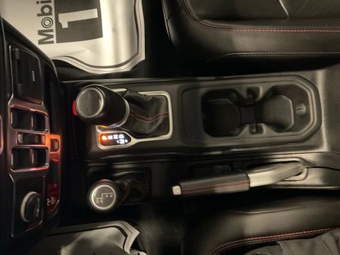 Used 2020 Jeep Gladiator Rubicon image 28