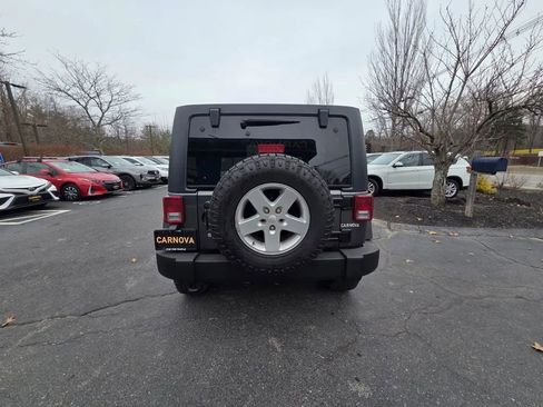 Used 2017 Jeep Wrangler Unlimited Sport w/ Quick Order Package 24S AWD/4WD image 9