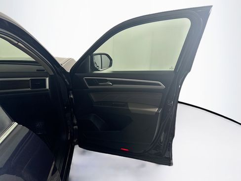 Used 2021 Volkswagen Atlas SE AWD/4WD image 35