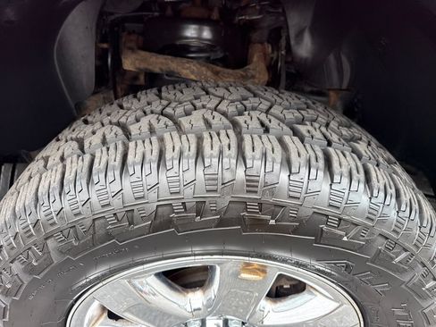 Used 2014 Ford F150 XLT w/ Equipment Group 302A Luxury AWD/4WD image 16