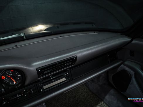 Used 1997 Porsche 911 Carrera image 30