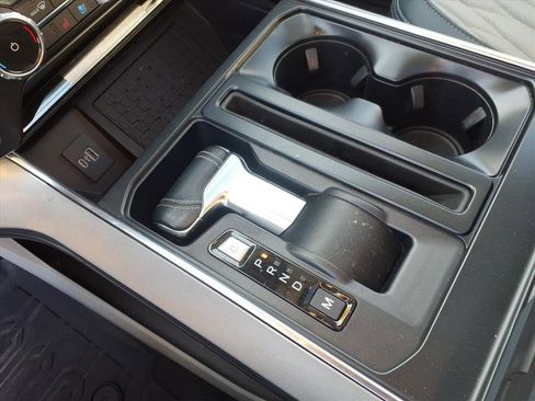 Used 2023 Ford F150 Limited image 16