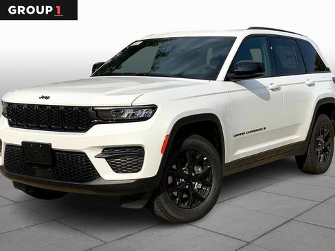 New 2025 Jeep Grand Cherokee Altitude image 1