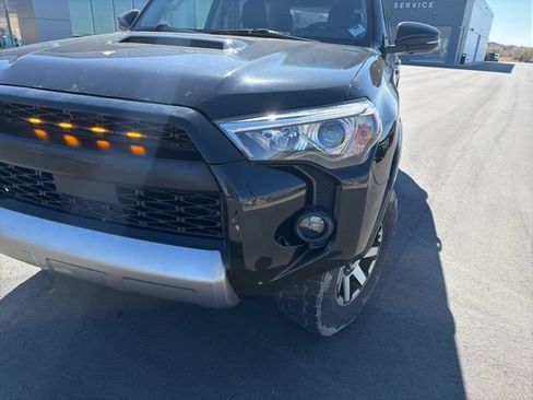 Used 2021 Toyota 4Runner TRD Off-Road Premium w/ Moonroof Package AWD/4WD image 9