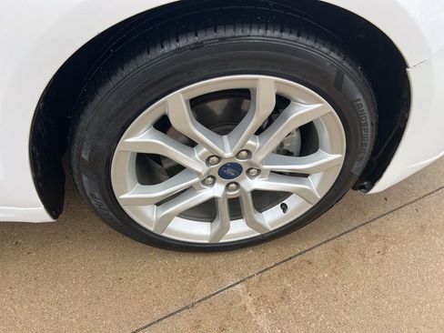 Used 2020 Ford Fusion SEL image 23