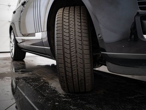 Used 2016 Land Rover Range Rover Supercharged image 45