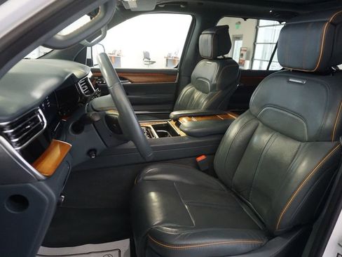 Used 2022 Jeep Grand Wagoneer Series II w/ Convenience Group III AWD/4WD image 21