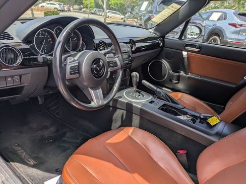 Used 2008 MAZDA MX-5 Miata RWD image 14