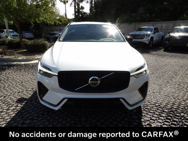 Certified 2024 Volvo XC60 B5 Plus w/ Climate Package AWD/4WD image 4