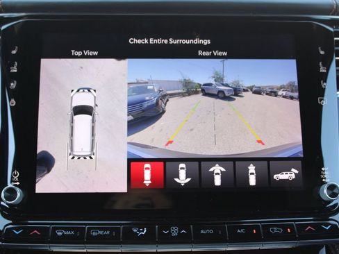 Used 2022 Jeep Grand Wagoneer Series III w/ Flexible Seating Group AWD/4WD image 23