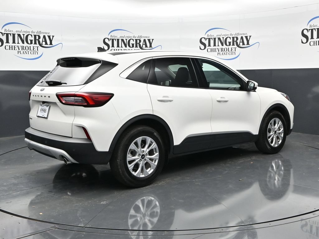 Used 2023 Ford Escape Active w/ Tech Pack #2 FWD image 7