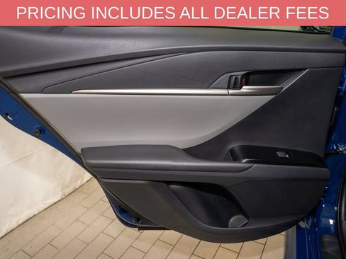 Used 2026 Toyota Camry SE FWD image 9