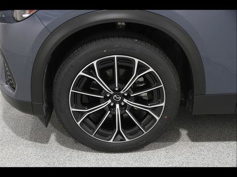 Certified 2025 MAZDA CX-70 Plug-In Hybrid w/ Premium Pkg AWD/4WD image 22