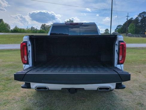 Used 2024 GMC Sierra 1500 Denali AWD/4WD image 24