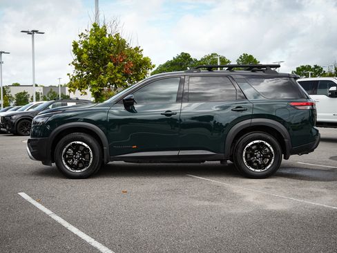 Used 2023 Nissan Pathfinder Rock Creek AWD/4WD image 7