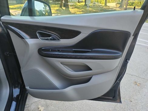 Used 2015 Buick Encore FWD image 29