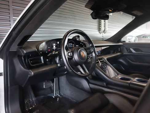 Used 2021 Porsche Taycan Turbo S AWD/4WD image 4