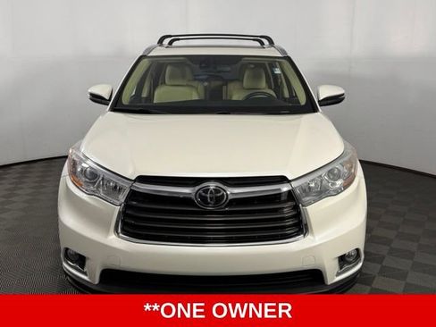 Used 2015 Toyota Highlander Limited Platinum AWD/4WD image 3