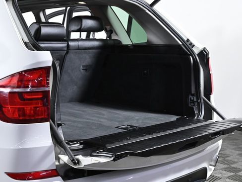 Used 2012 BMW X5 xDrive35i image 30